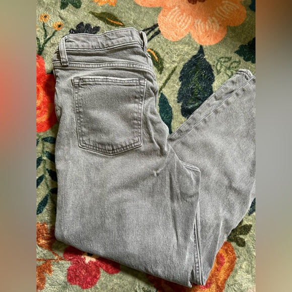 Mom Jeans - Picture 3 of 3